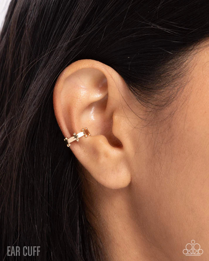 Studded Simplicity - Gold earring