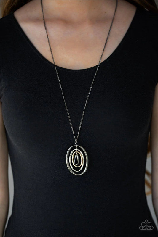 Classic Convergence
Gunmetal, Gold and
Silver Necklace